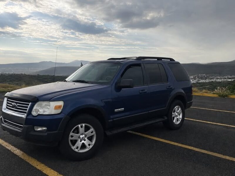Ford Explorer 2006 XLT
